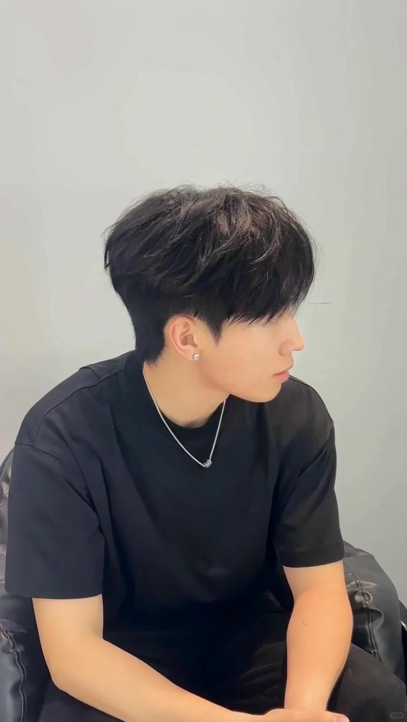 Gợi ý 10+ kiểu tóc nam cho mặt tròn đẹp nhất 2025