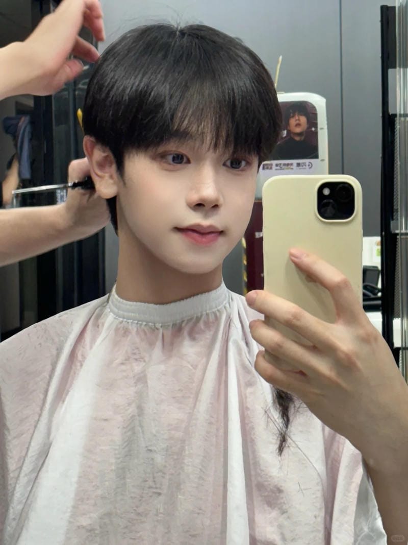 Mặt tròn để tóc gì nam