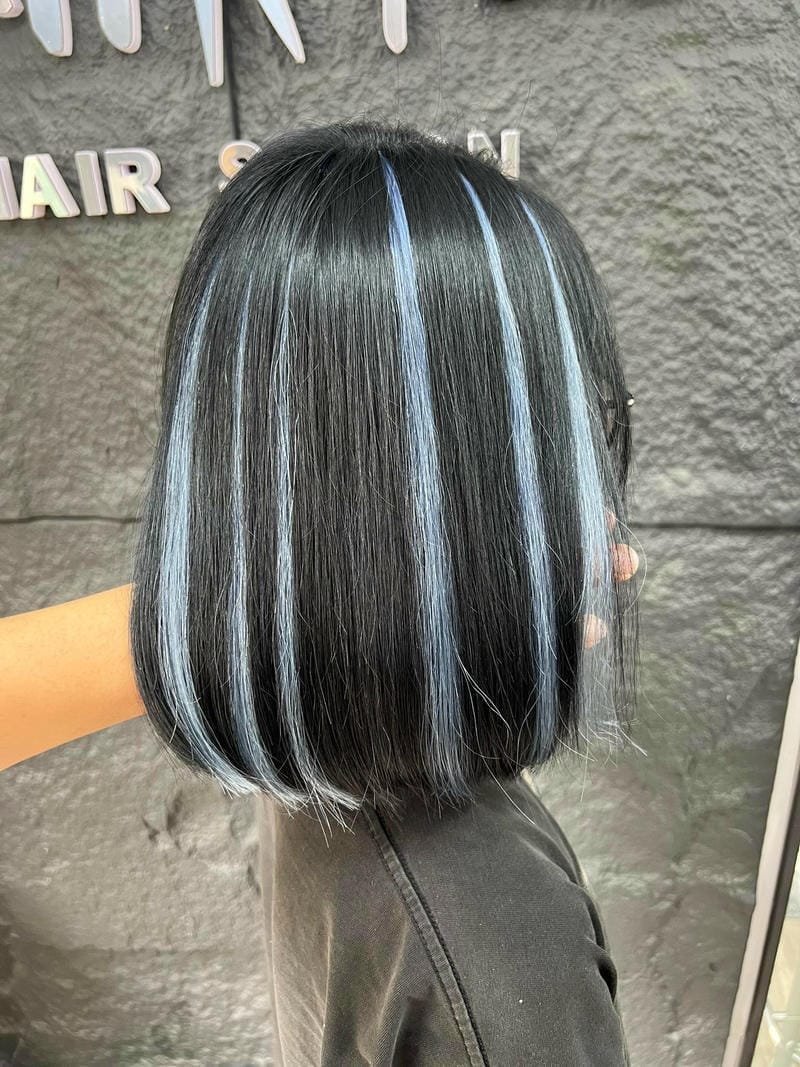 Nhuộm highlight vài sợi