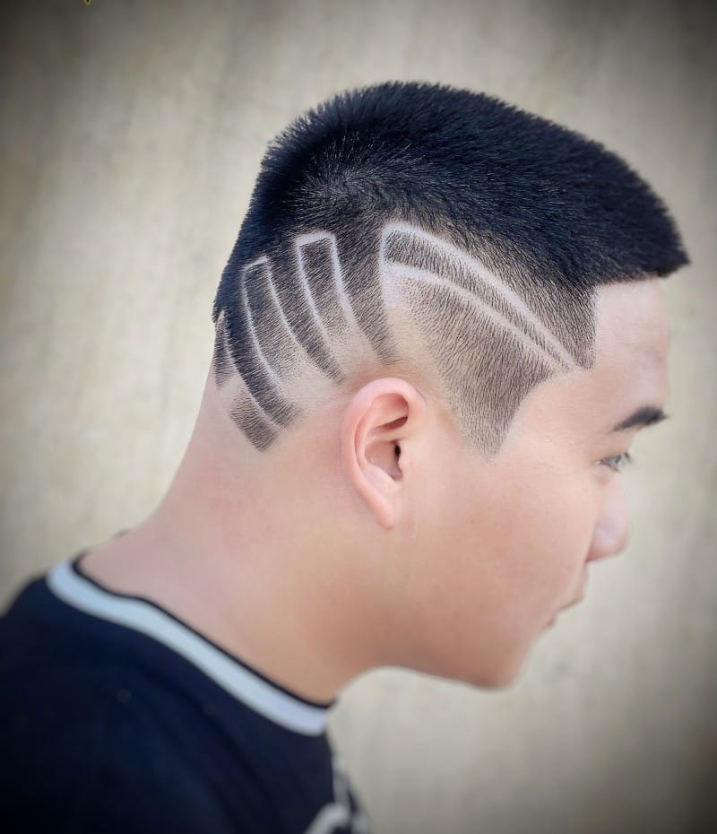 buzz cut mặt tròn trán cao