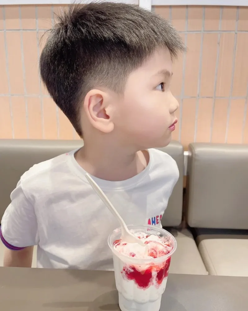 các kiểu tóc nam đẹp dành cho học sinh