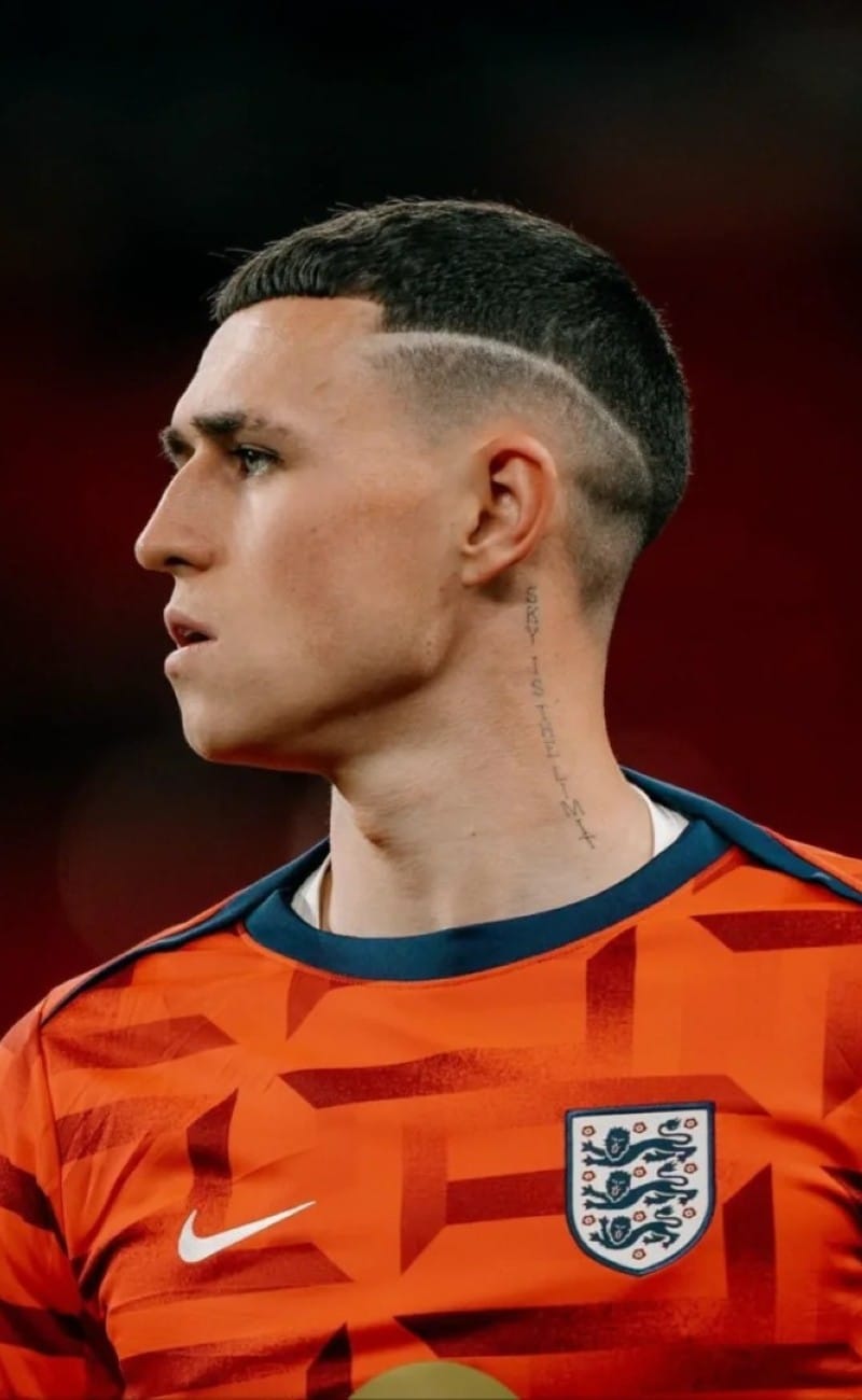 kiểu tóc mohican ngắn