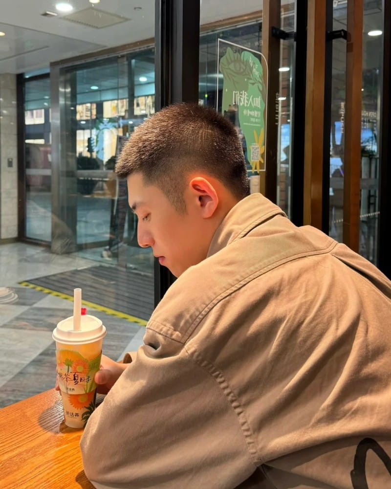 kiểu tóc nam đầu đinh 13