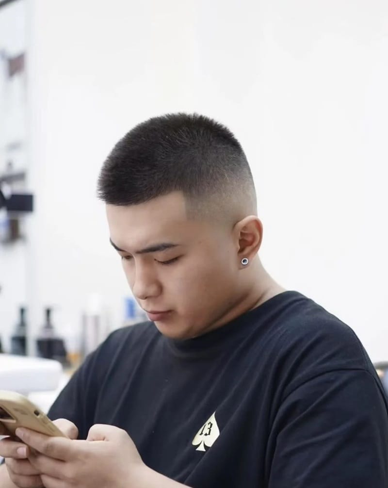 kiểu tóc nam đầu đinh 9