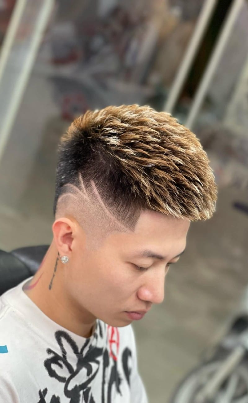 kiểu tóc nam mohican ngắn