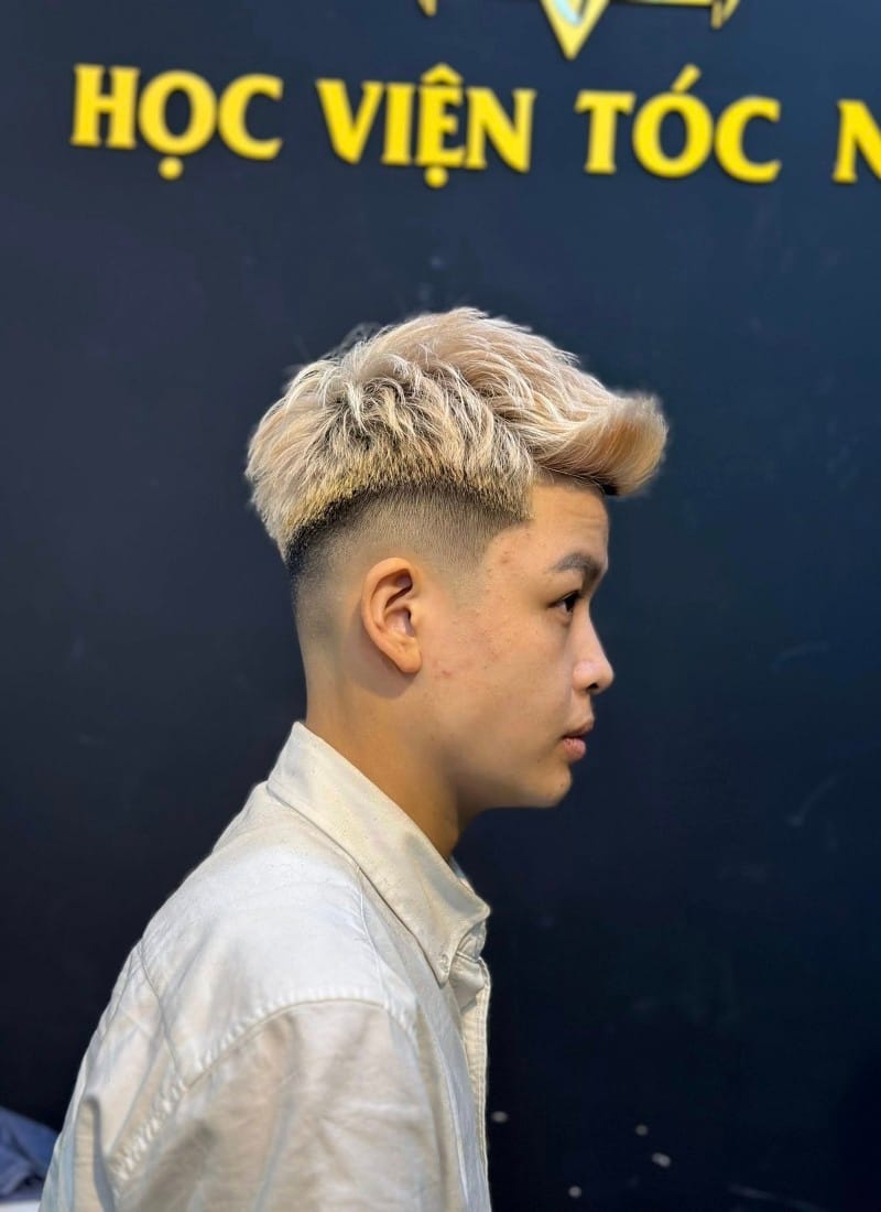 kiểu tóc short quiff ngắn