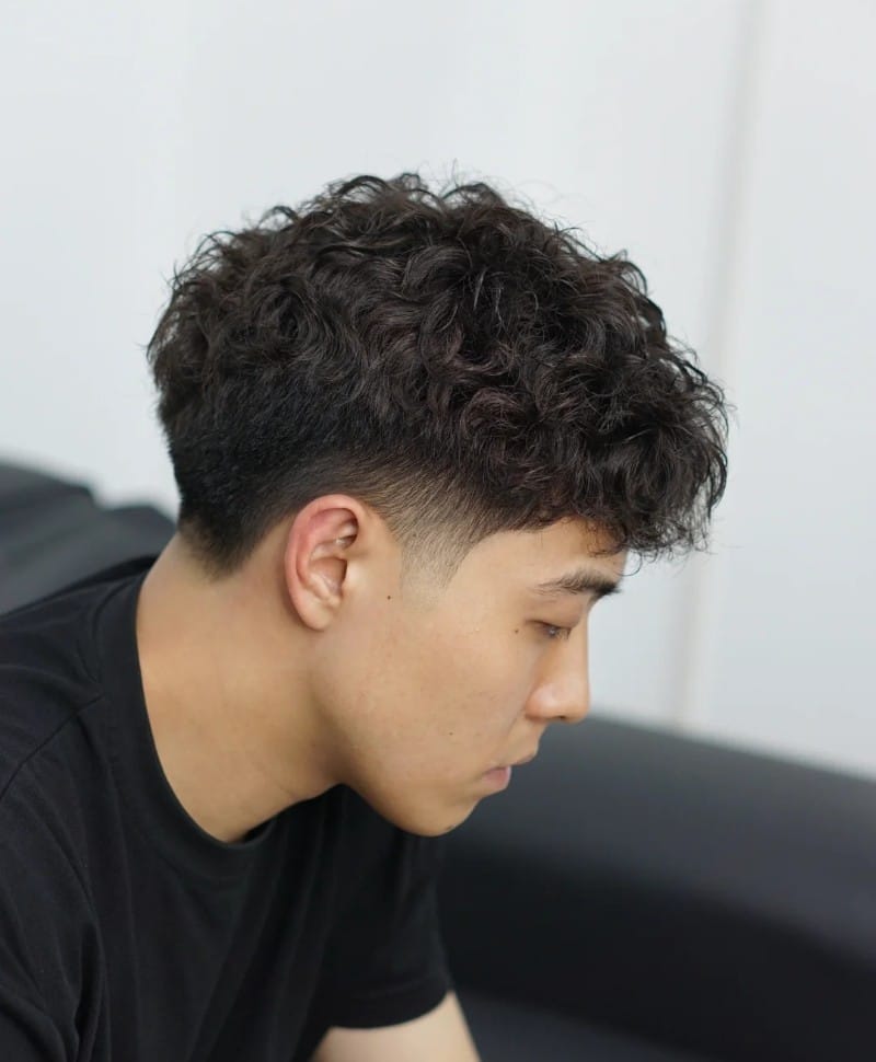 mẫu tóc xoăn nam 3