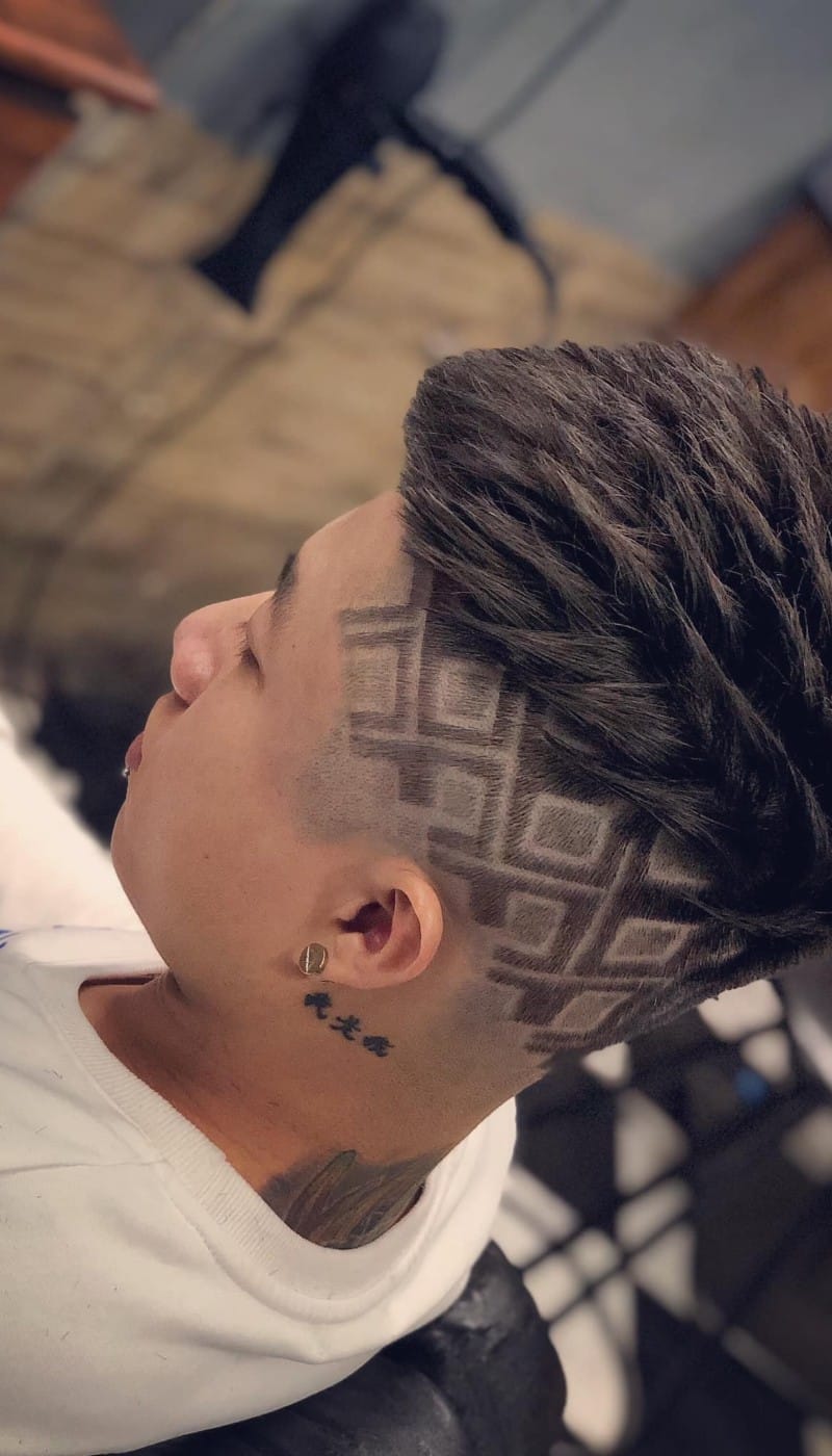 mohican gáy nhọn kẻ vạch 32