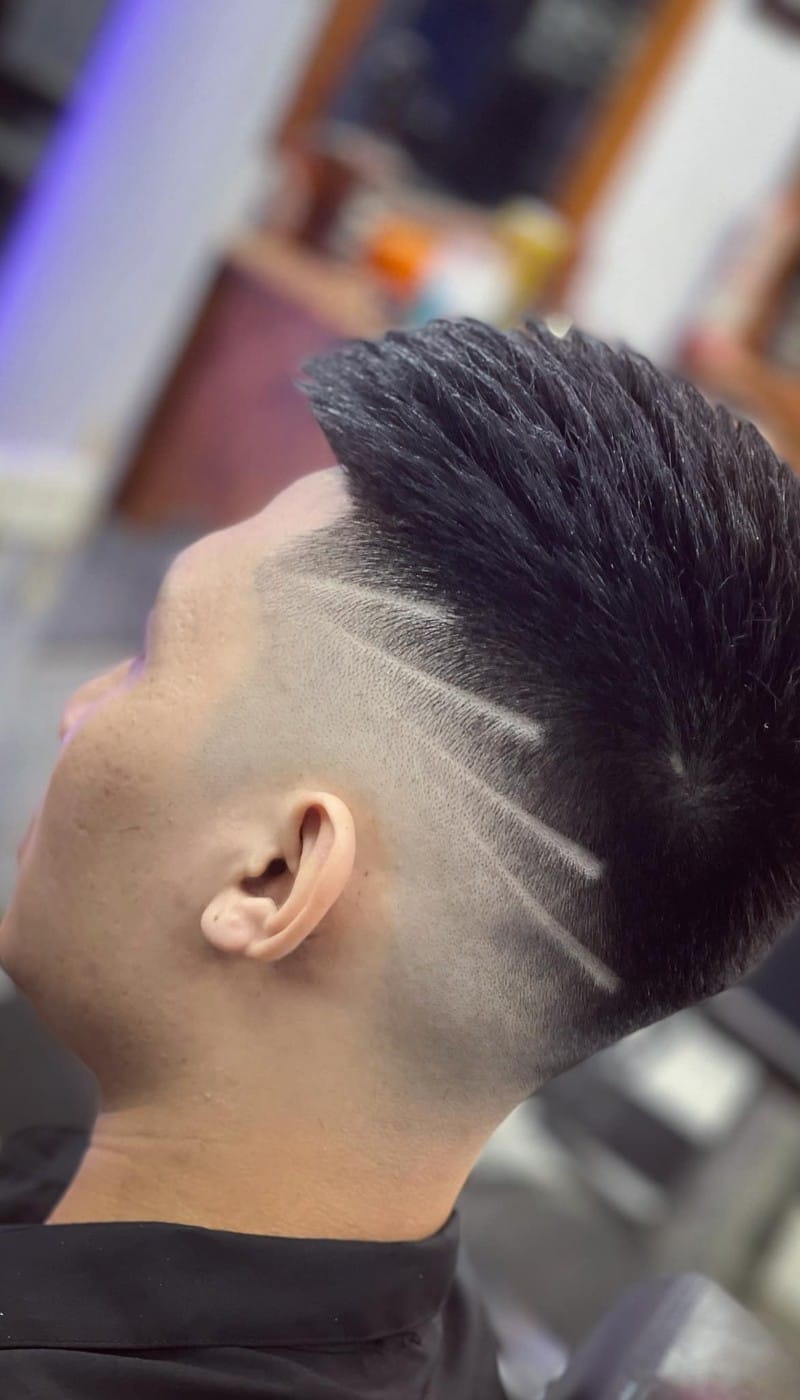 mohican gáy nhọn kẻ vạch 9