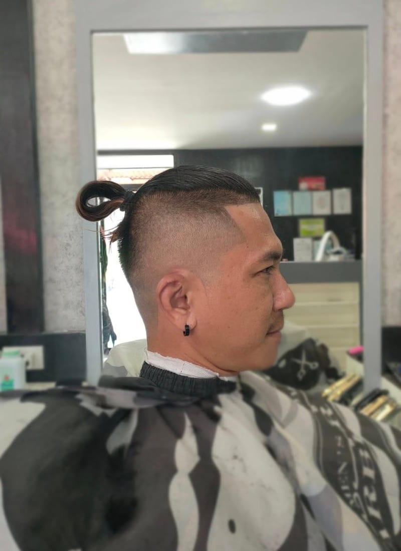 tóc nam buộc 1