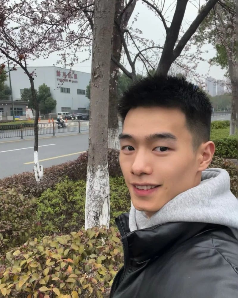 tóc nam đầu đinh