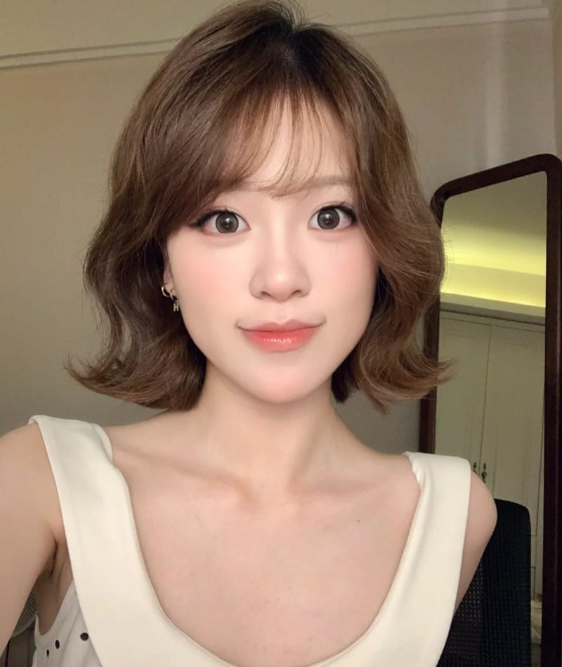 tóc ngắn uốn gợn sóng 10