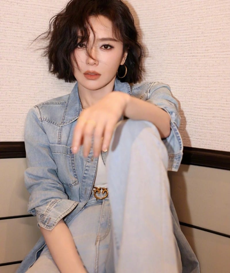 uốn gợn sóng tóc ngắn