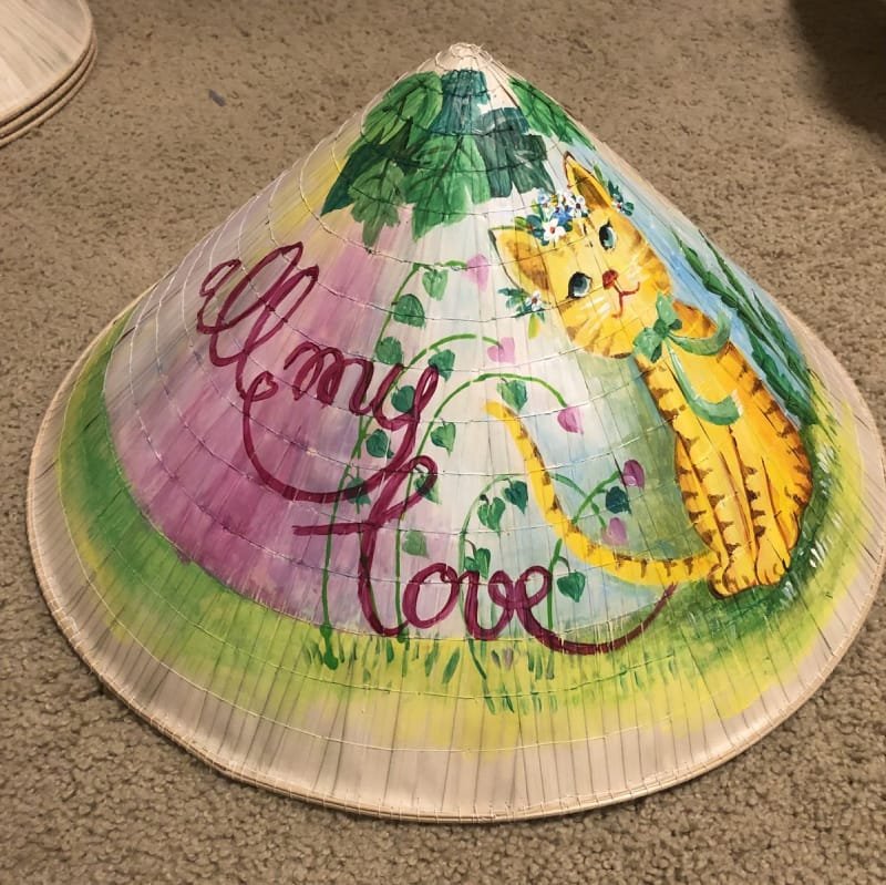 vẽ tranh trên nón lá 20