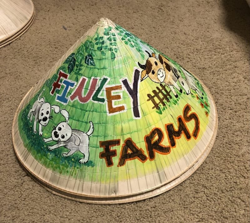 vẽ tranh trên nón lá 21