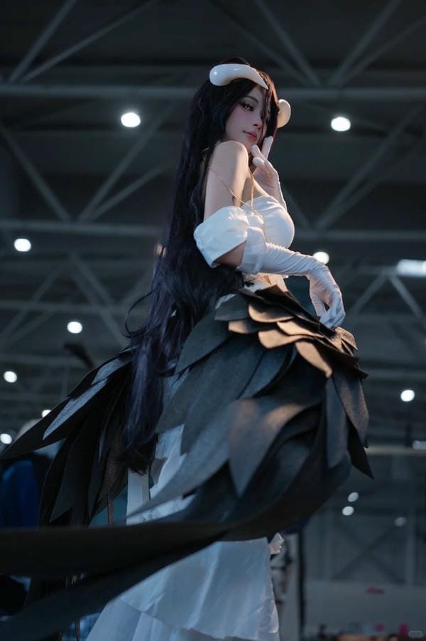 albedo overlord cosplay (14)