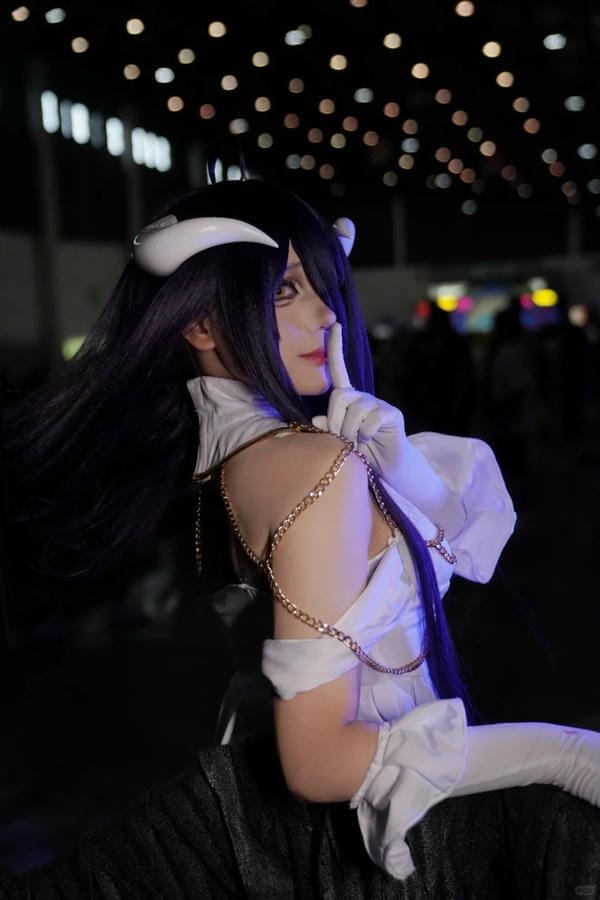 albedo overlord cosplay (21)
