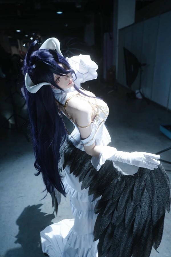 albedo overlord cosplay (31)