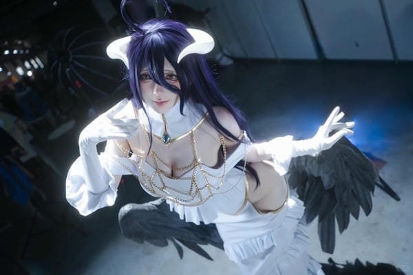 albedo overlord cosplay (32)