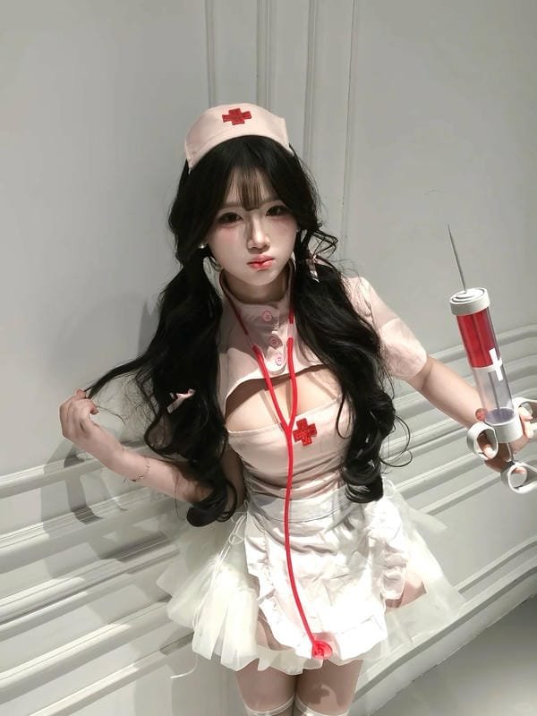 cosplay gợi cảm​ (2)