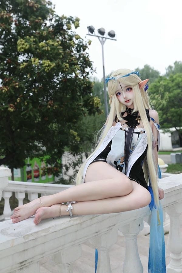 cosplay gợi cảm​ (23)