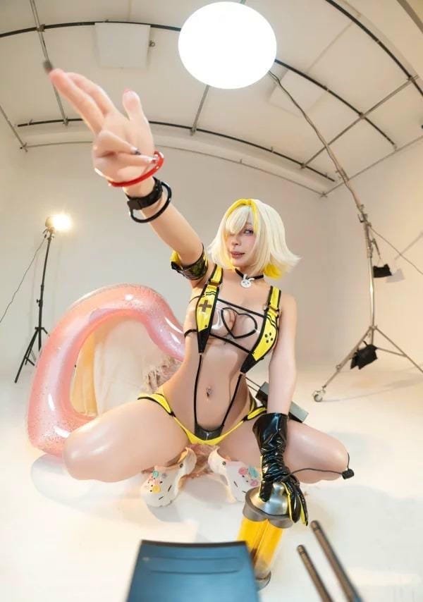 cosplay khoe hàng (23)