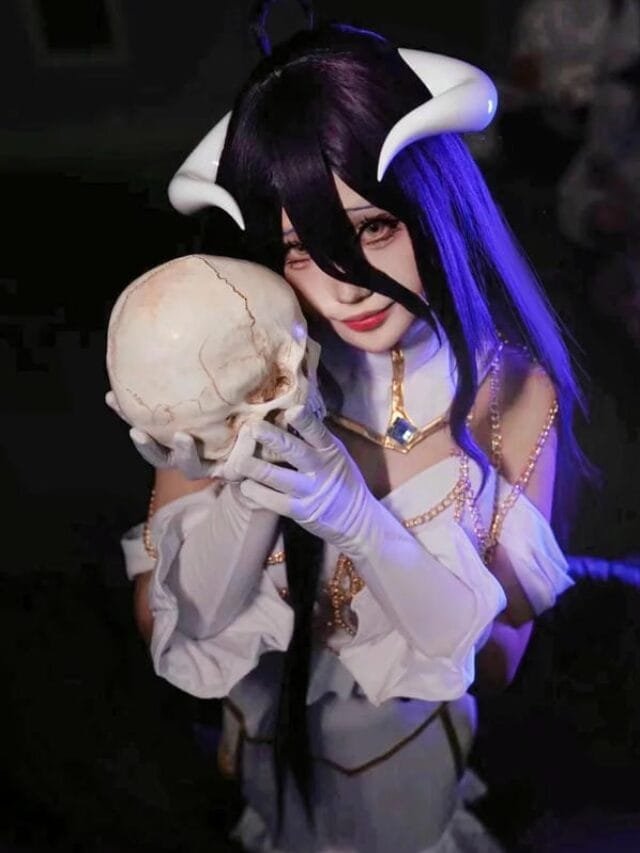 cropped-albedo-overlord-cosplay-19.jpg