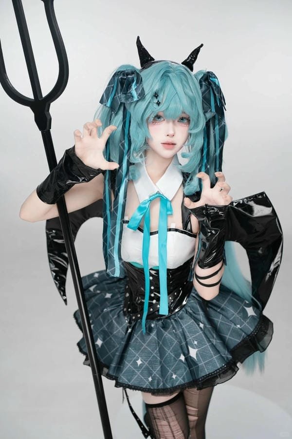hatsune miku cosplay (12)