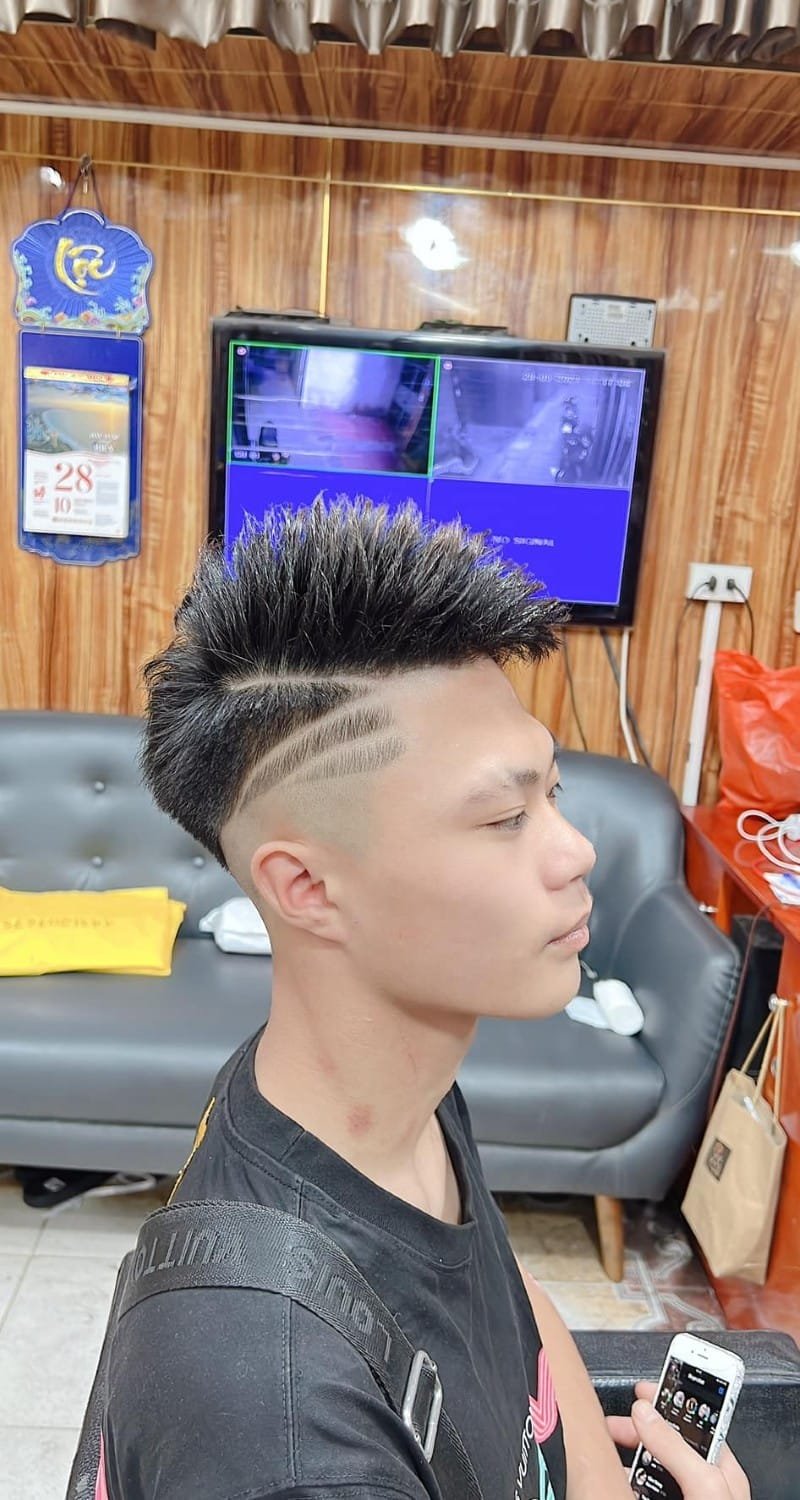 kẻ vạch tóc nam ngầu 13