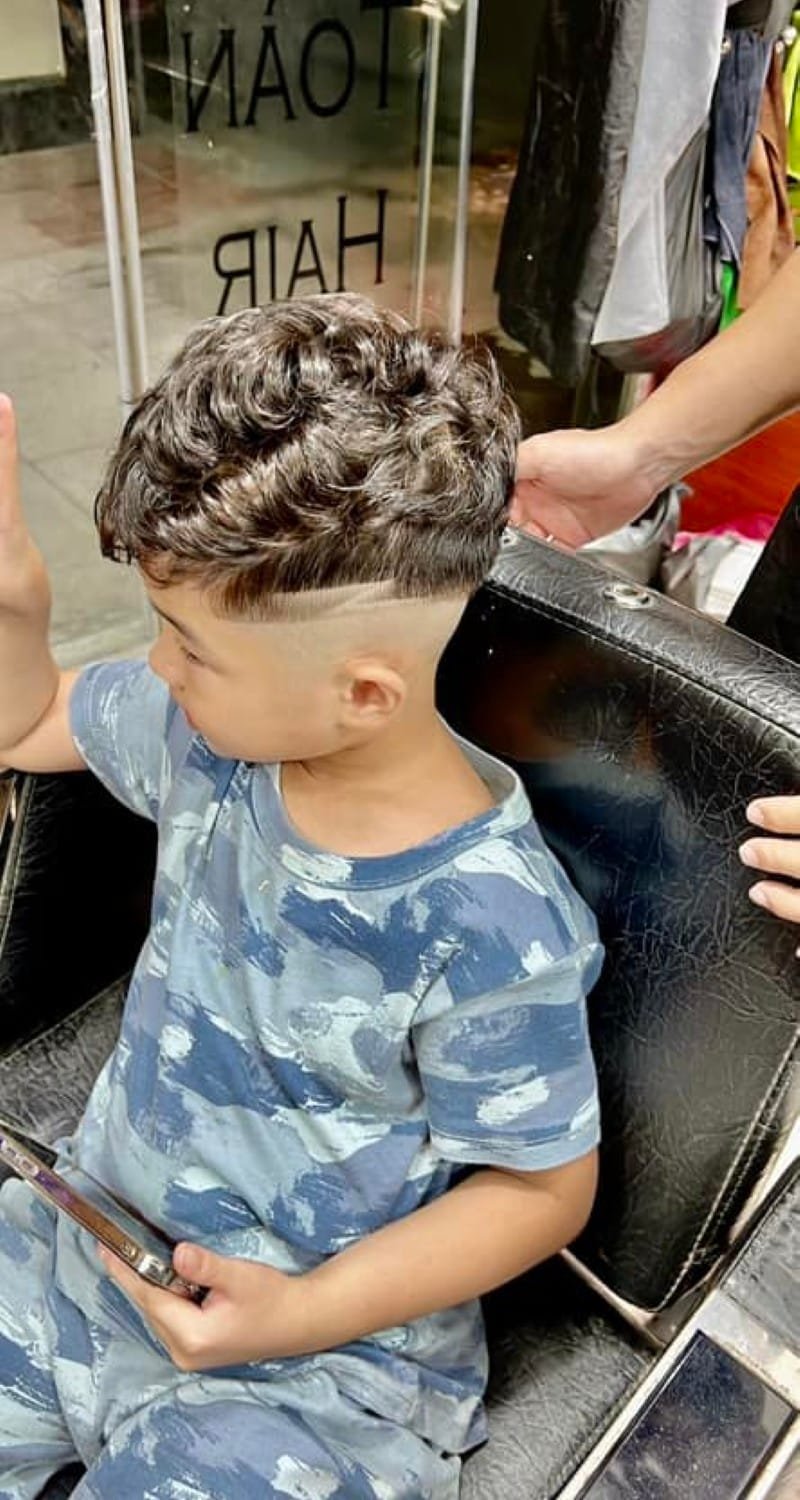 kẻ vạch tóc nam ngầu 17