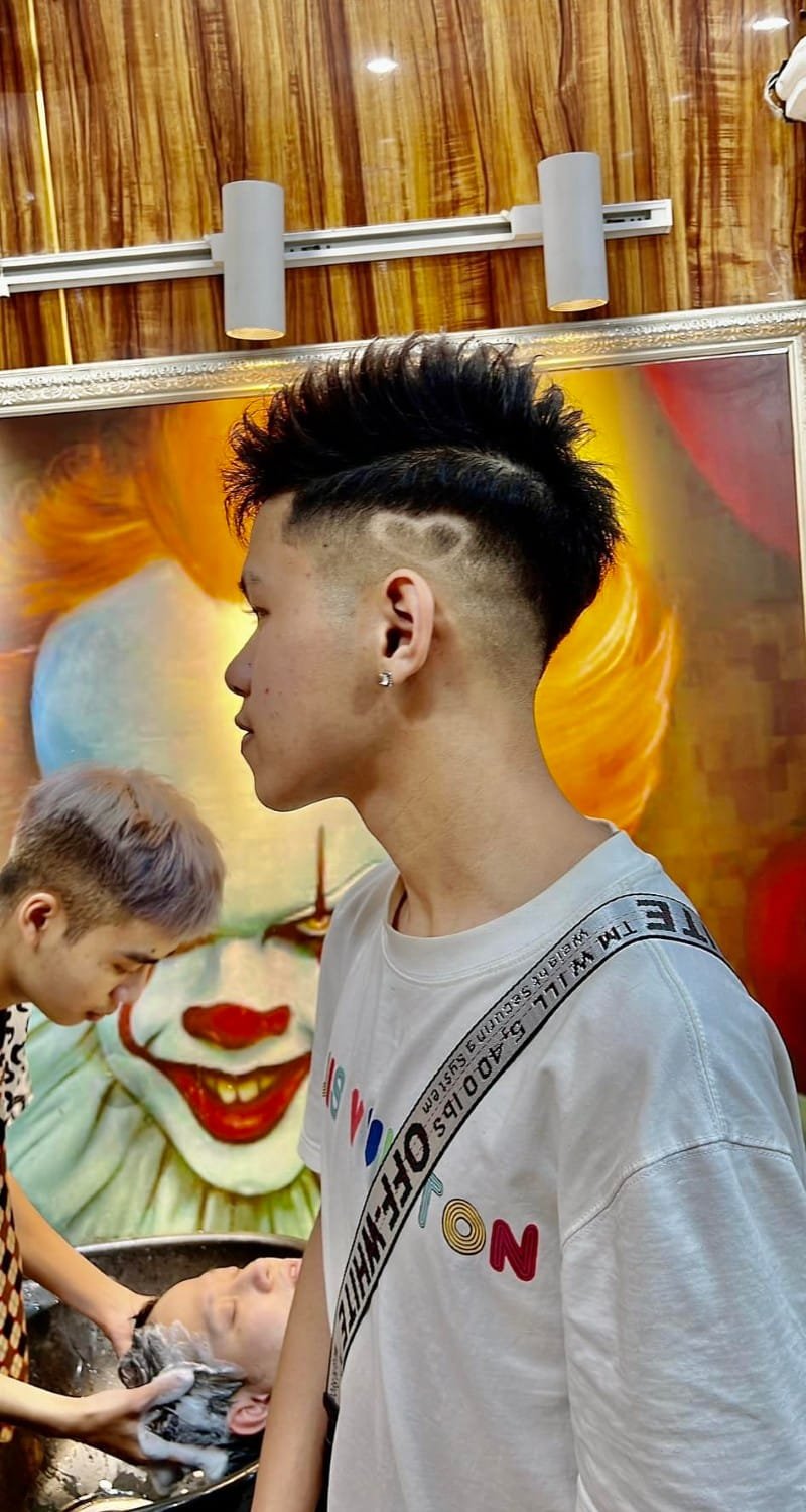 kẻ vạch trái tim