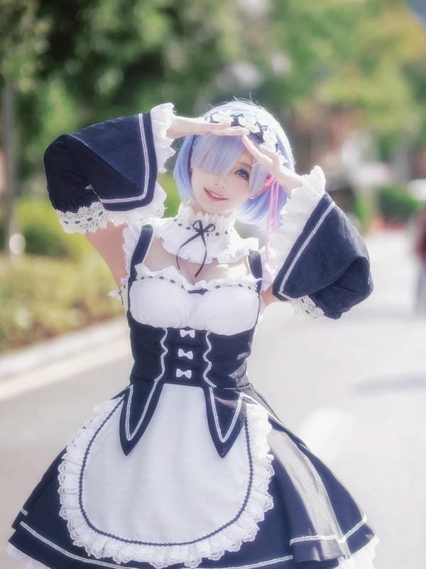 rem cosplay (6)