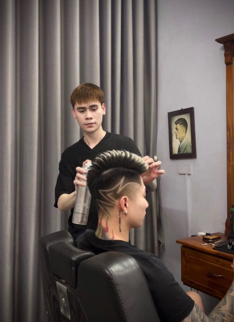 tóc nam ngắn chất việt nam