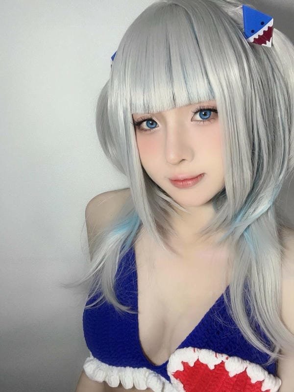 yaoyaoqwq gawr gura cosplay (6)