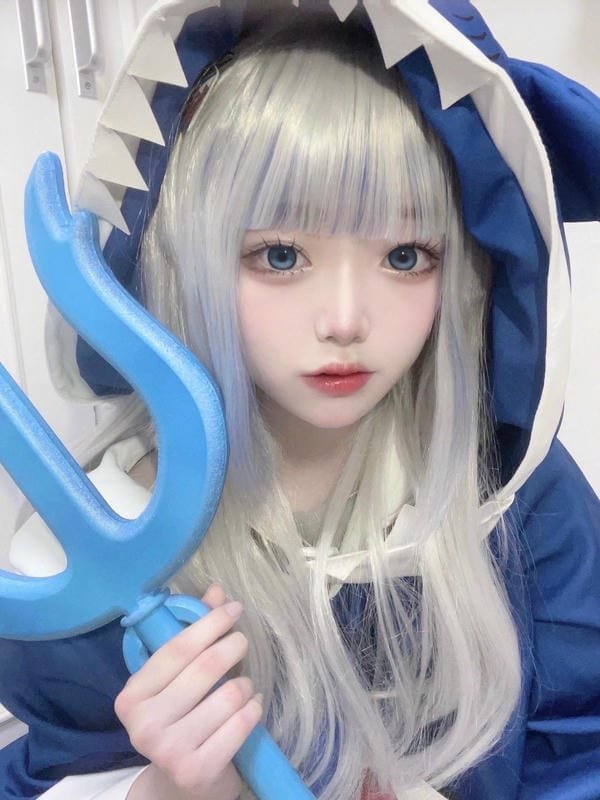 yaoyaoqwq gawr gura cosplay (8)